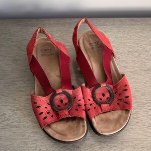 Earth Origins Women's Red Sandals Size 7